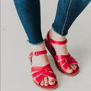 Saltwater Sandals /// Red